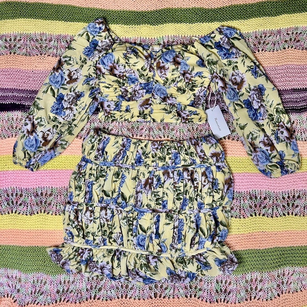Floral Off-Shoulder sheer long sleeve crop top and mini skirt set Size L
